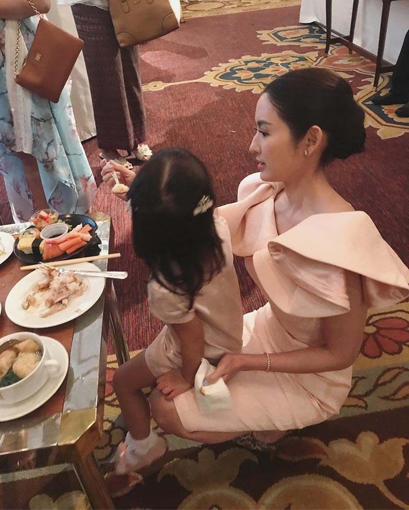 แอฟ ทักษอร น้องปีใหม่ แอฟ ทักษอร น้องปีใหม่