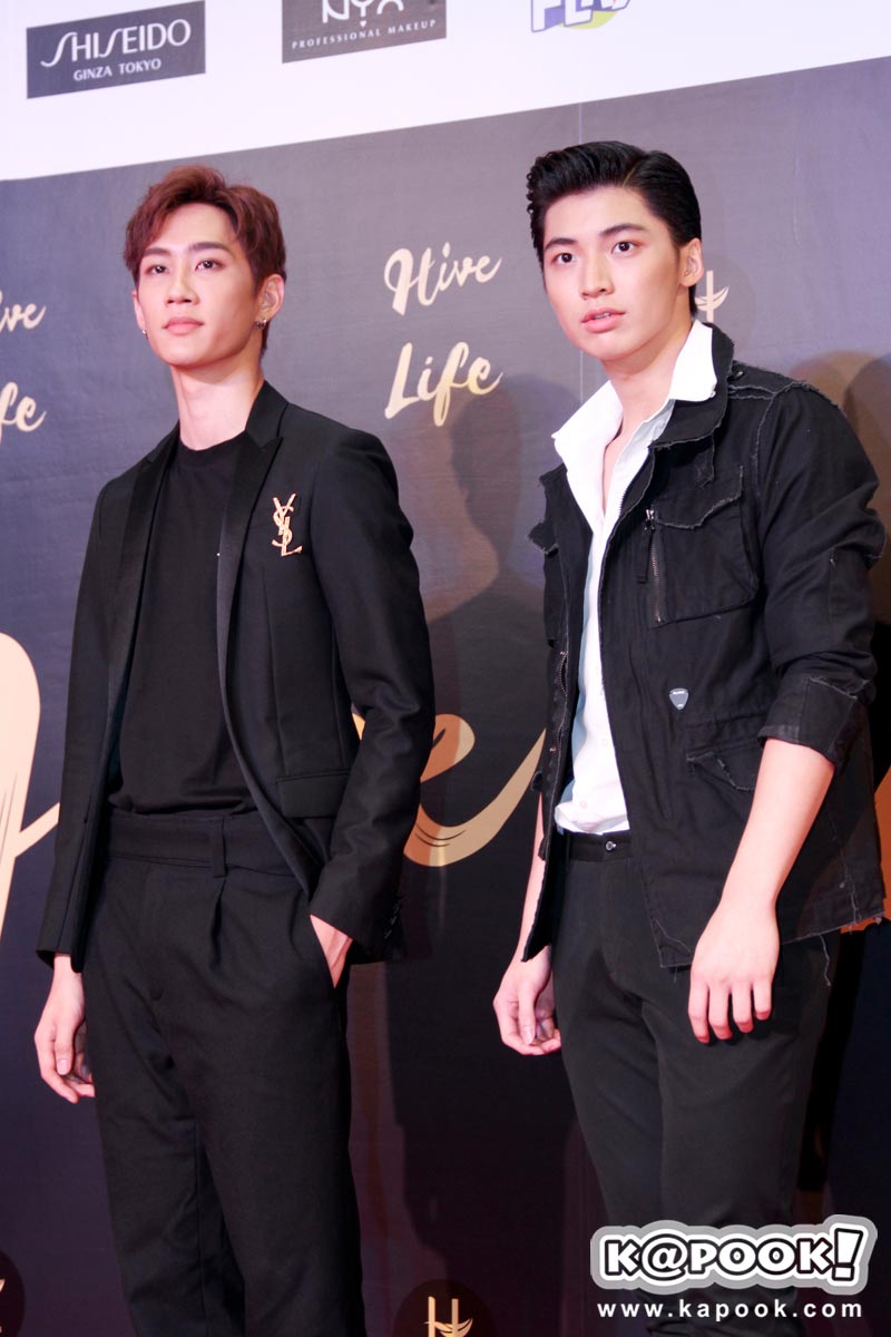 ดาราเดินแบบ ดาราเดินแบบ