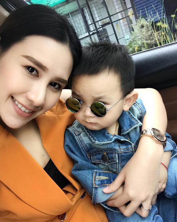 น้องลีออง น้องลีออง