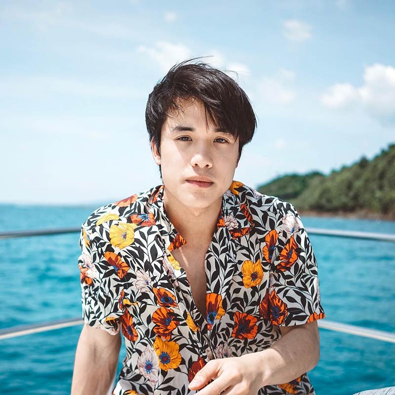 เจมส์ ธีรดนย์ เจมส์ ธีรดนย์