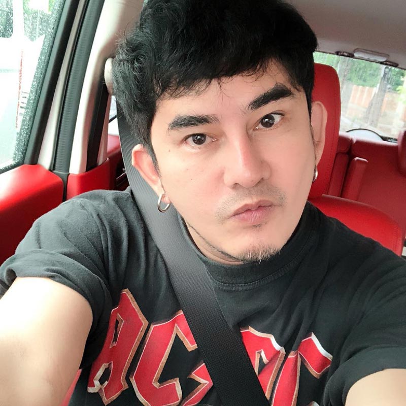 พชร์ อานนท์ พชร์ อานนท์