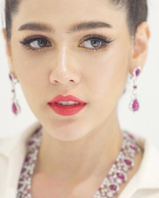 ชมพู่ อารยา เมืองคานส์ ชมพู่ อารยา เมืองคานส์