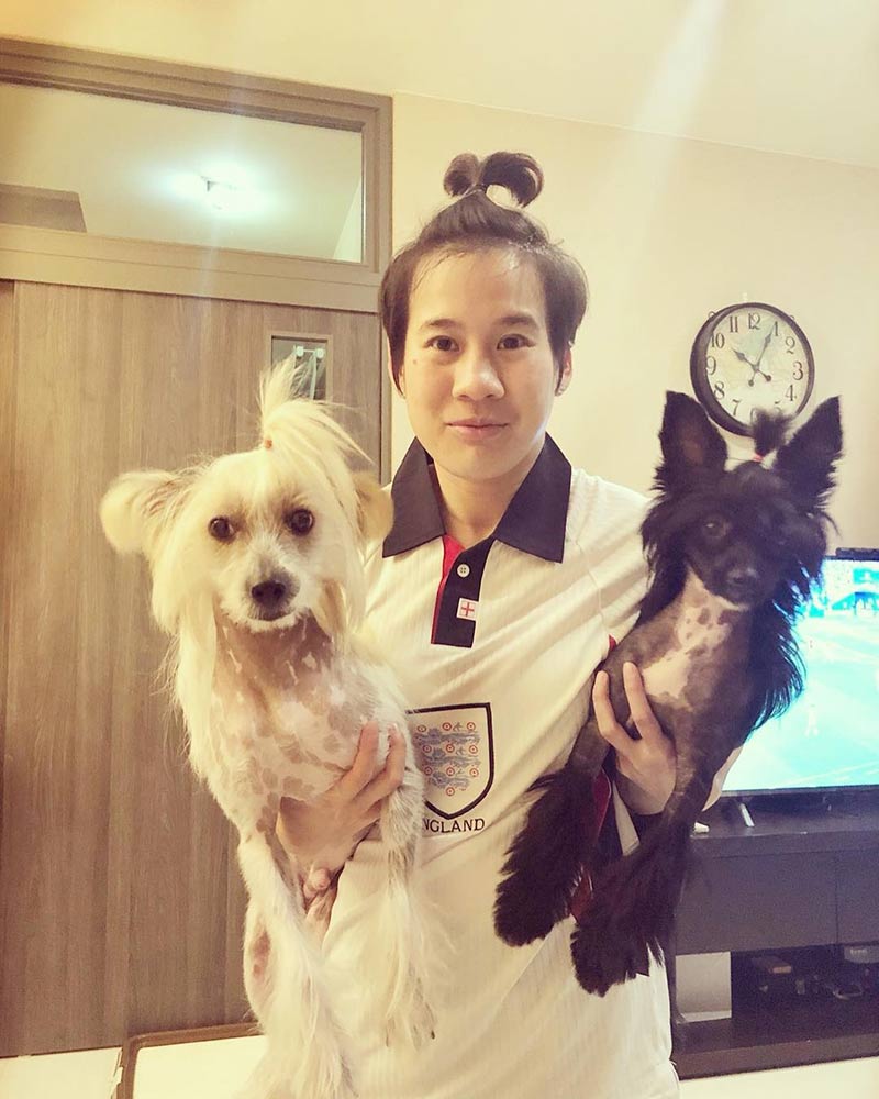 บุ้ง สะธี บุ้ง สะธี