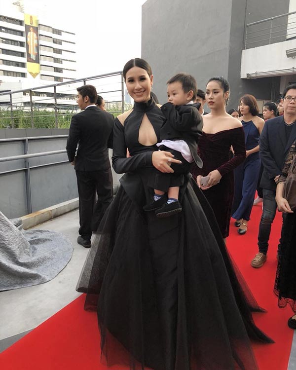 น้องลีออง น้องลีออง