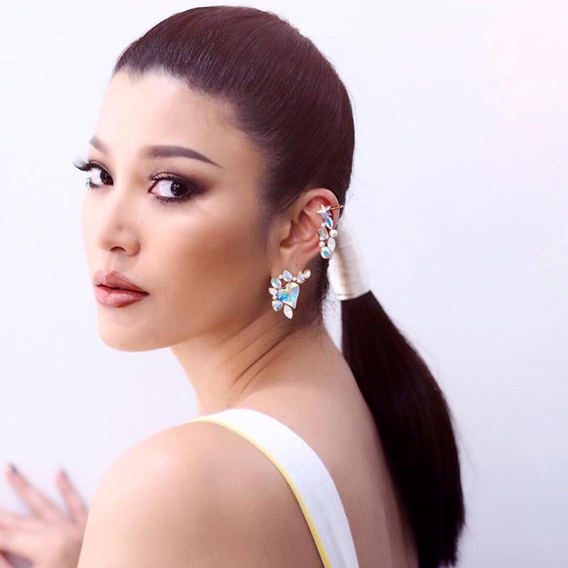 เอมมี่ มรกต ท้อง เอมมี่ มรกต ท้อง