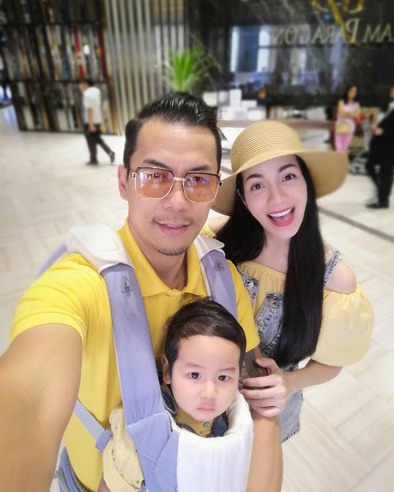 อ๋อม สกาวใจ อ๋อม สกาวใจ