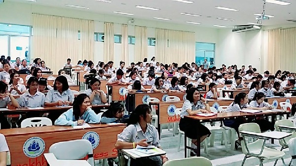 เรียนต่อปริญญาตรี เรียนต่อปริญญาตรี