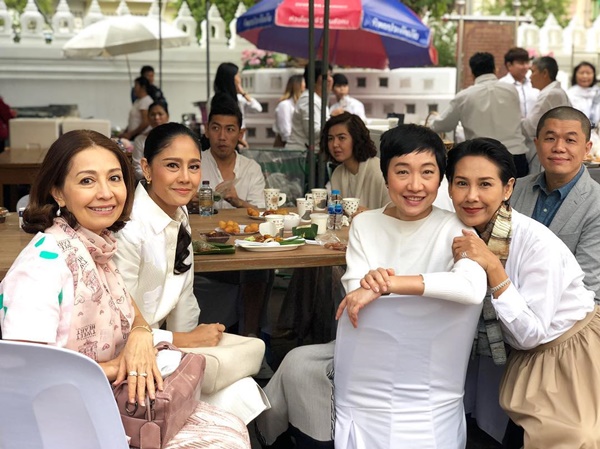 ดาราบวช ดาราบวช