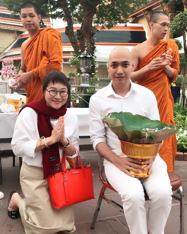 ดาราบวช ดาราบวช