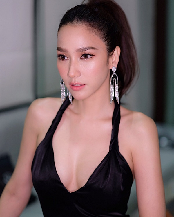 น้ำเพชร ฏีญาภาร์ น้ำเพชร ฏีญาภาร์