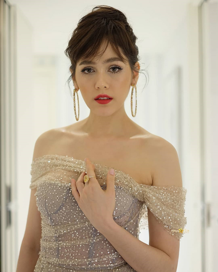 ชมพู่ อารยา กับ 10 ลุคสวยในเมืองคานส์ ชมพู่ อารยา กับ 10 ลุคสวยในเมืองคานส์