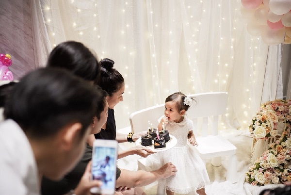 น้องเจ้าขา ลูกสาวแม่ กระแต ศุภักษร น้องเจ้าขา ลูกสาวแม่ กระแต ศุภักษร