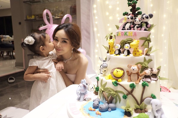 น้องเจ้าขา ลูกสาวแม่ กระแต ศุภักษร น้องเจ้าขา ลูกสาวแม่ กระแต ศุภักษร