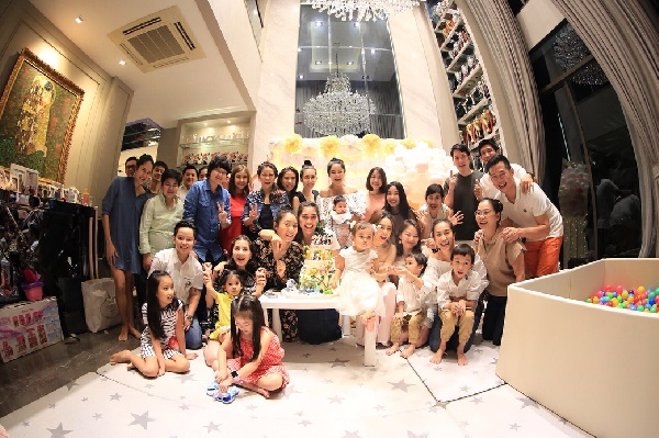 น้องเจ้าขา ลูกสาวแม่ กระแต ศุภักษร น้องเจ้าขา ลูกสาวแม่ กระแต ศุภักษร
