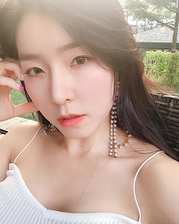 ชมพู่ ก่อนบ่าย ชมพู่ ก่อนบ่าย