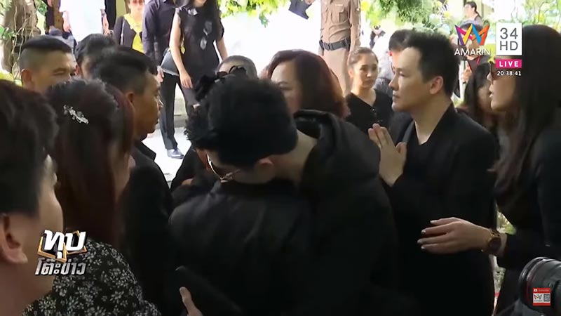 เก๋ เลเดอเรอร์ เก๋ เลเดอเรอร์