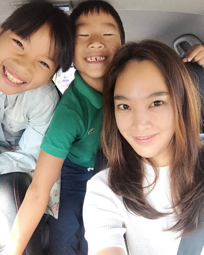 ตุ๊ก ชนกวนันท์ ตุ๊ก ชนกวนันท์