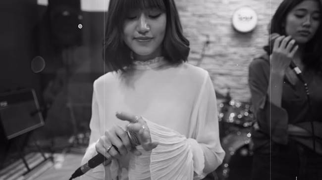 เฟย์ ฟาง แก้ว เฟย์ ฟาง แก้ว