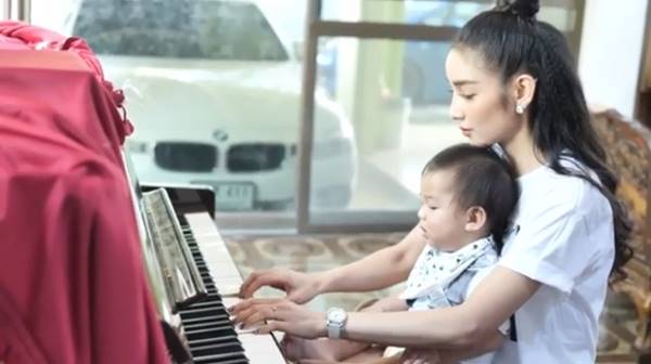 น้องเรซซิ่ง น้องเรซซิ่ง