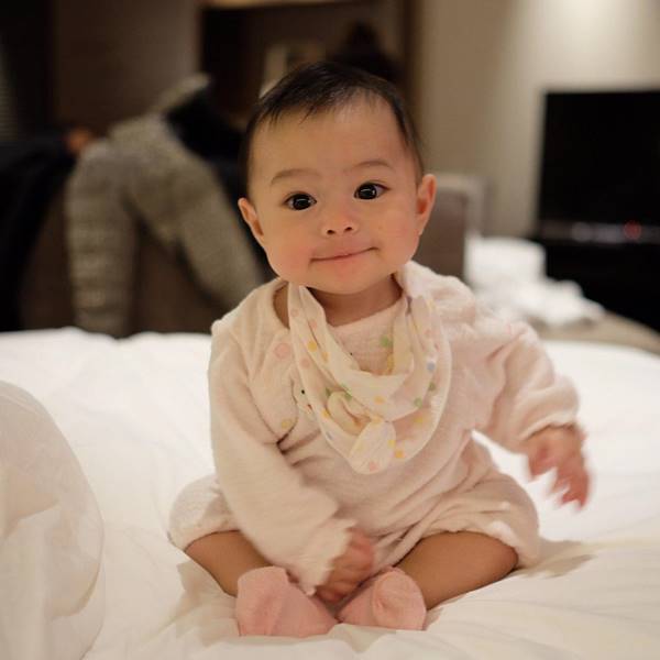 น้องลูก้า ลูกสาว นาวิน ต้าร์ น้องลูก้า ลูกสาว นาวิน ต้าร์