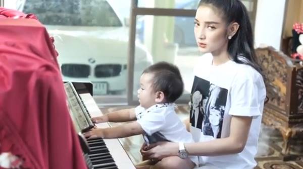 น้องเรซซิ่ง น้องเรซซิ่ง