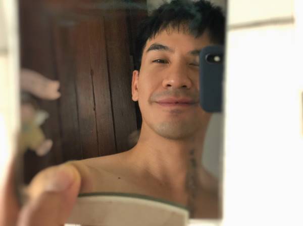 โป๊ป ธนวรรธน์ โป๊ป ธนวรรธน์
