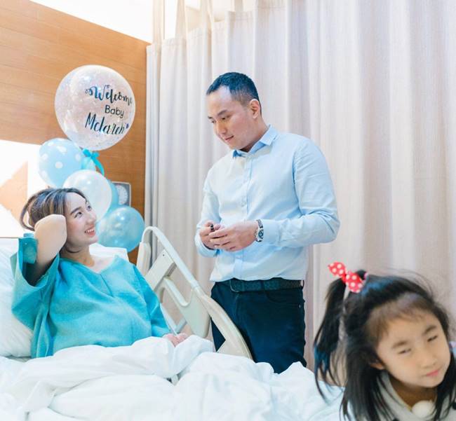 เบนซ์ พริกไทย คลอดลูกคนที่ 2 เบนซ์ พริกไทย คลอดลูกคนที่ 2