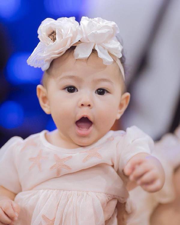 น้องลูก้า ลูกสาว นาวิน ต้าร์ น้องลูก้า ลูกสาว นาวิน ต้าร์