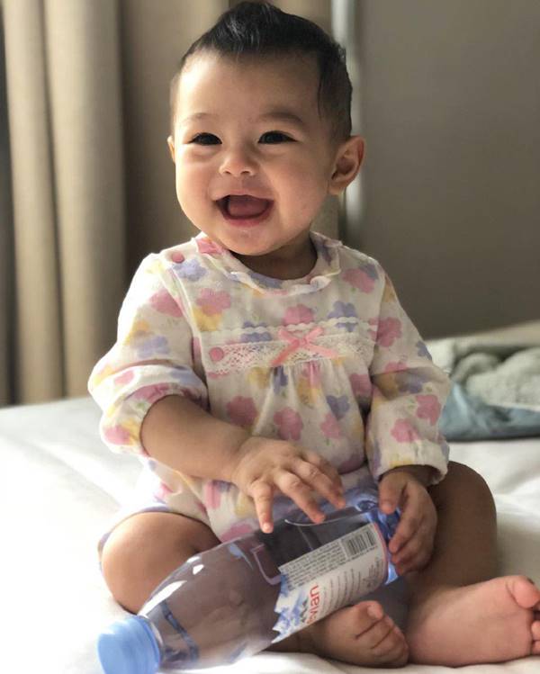 น้องลูก้า ลูกสาว นาวิน ต้าร์ น้องลูก้า ลูกสาว นาวิน ต้าร์