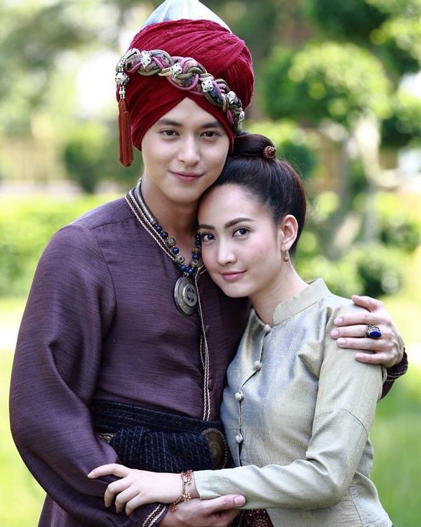 หนึ่งด้าวฟ้าเดียว หนึ่งด้าวฟ้าเดียว