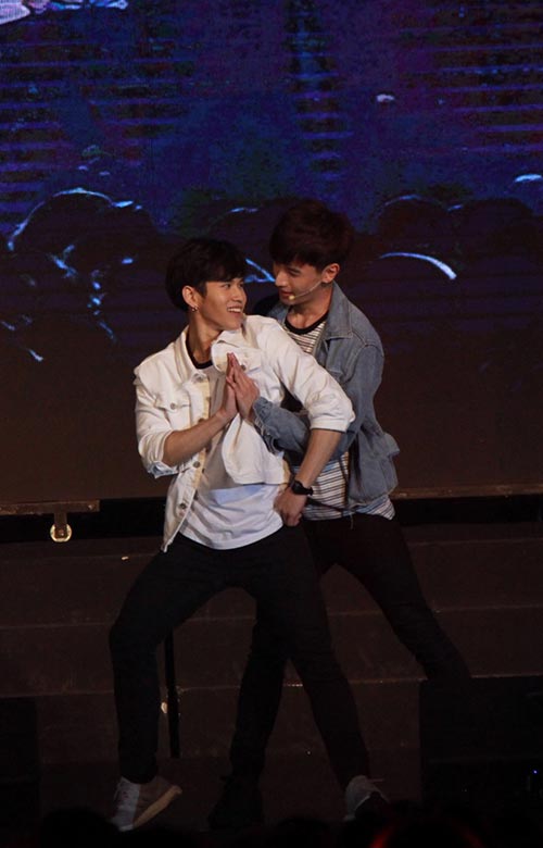 SOTUS S NATION Y FAN MEETING SOTUS S NATION Y FAN MEETING