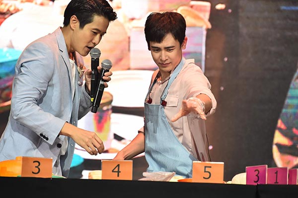 KHUNVITATION in BANGKOK KHUNVITATION in BANGKOK