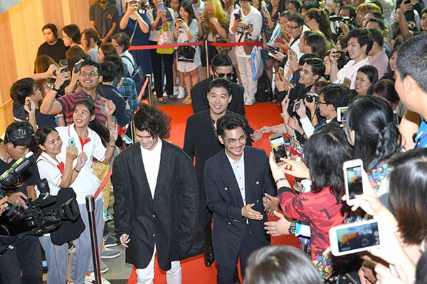 เบิร์ด ธงไชย เบิร์ด ธงไชย