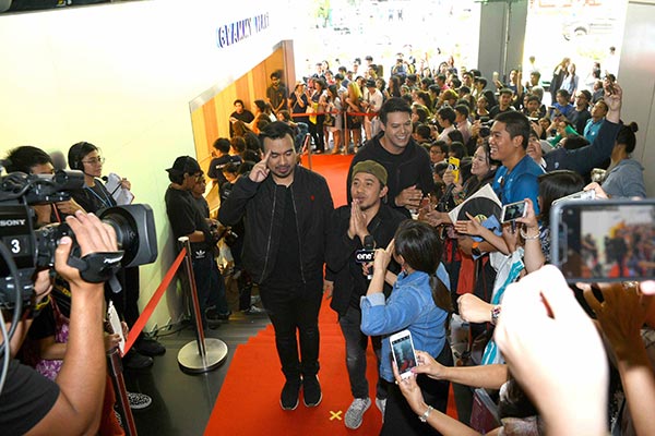 เบิร์ด ธงไชย เบิร์ด ธงไชย
