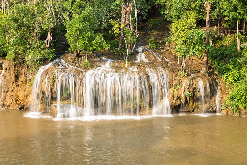 น้ำตกกาญจนบุรี น้ำตกกาญจนบุรี