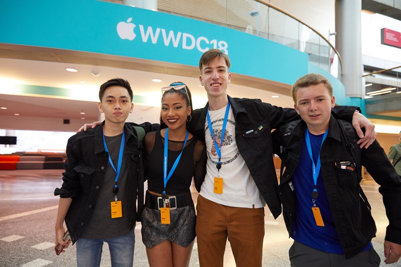 แอปเปิลฉลองครบรอบ 10 ปี App Store แอปเปิลฉลองครบรอบ 10 ปี App Store