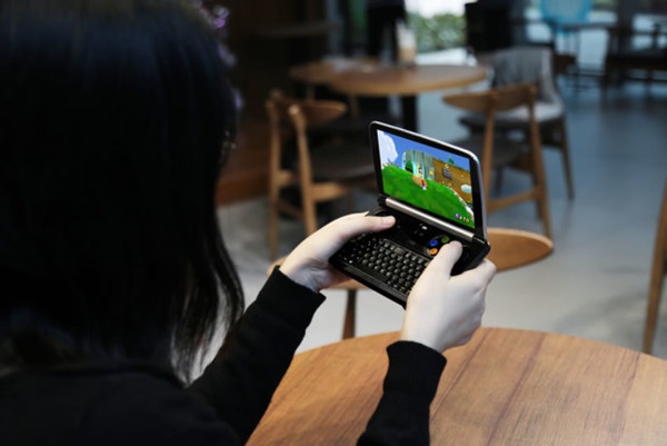 GPD Win 2 โน้ตบุ๊กเกมมิ่ง GPD Win 2 โน้ตบุ๊กเกมมิ่ง