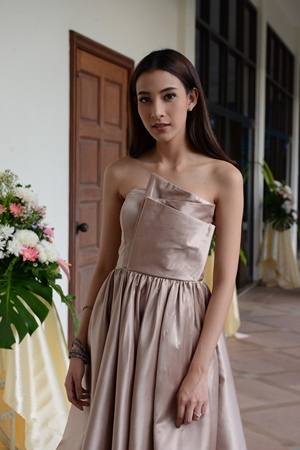 เขยผู้ใหญ่สะใภ้กำนัน เขยผู้ใหญ่สะใภ้กำนัน