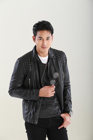 คุณแม่สวมรอย คุณแม่สวมรอย