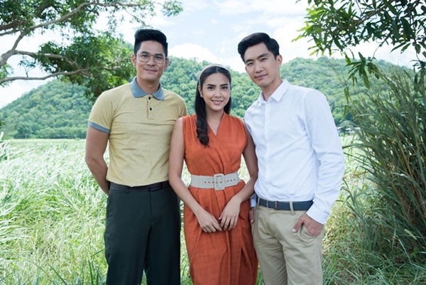 สกาวเดือน สกาวเดือน