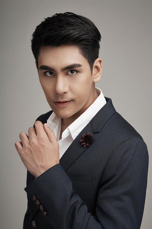 ซัน พิชยดนย์ ซัน พิชยดนย์