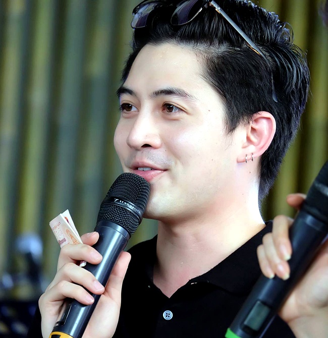 แม็กซ์ เจนมานะ แม็กซ์ เจนมานะ