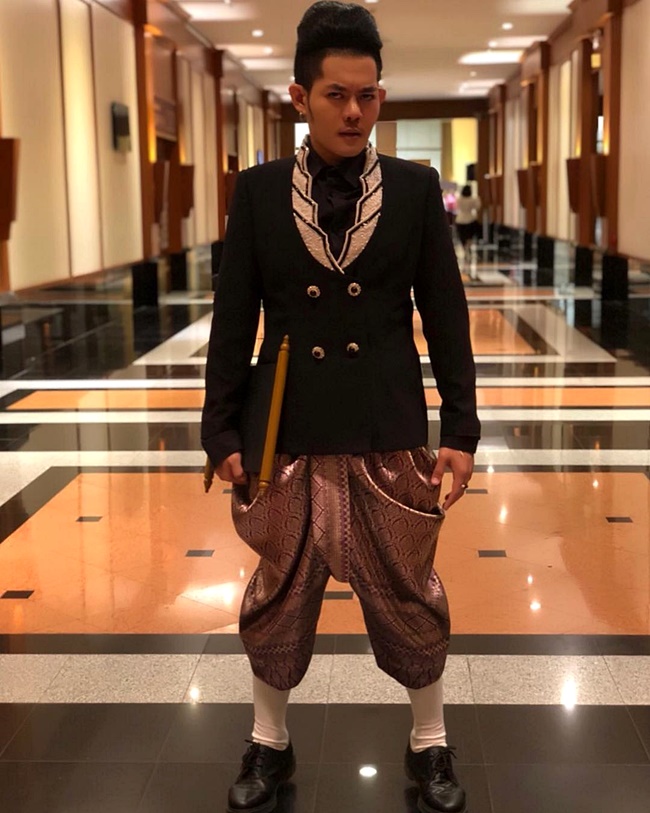 ชุดไทยผู้ชาย ชุดไทยผู้ชาย