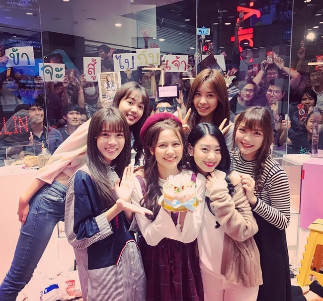 bnk48 bnk48