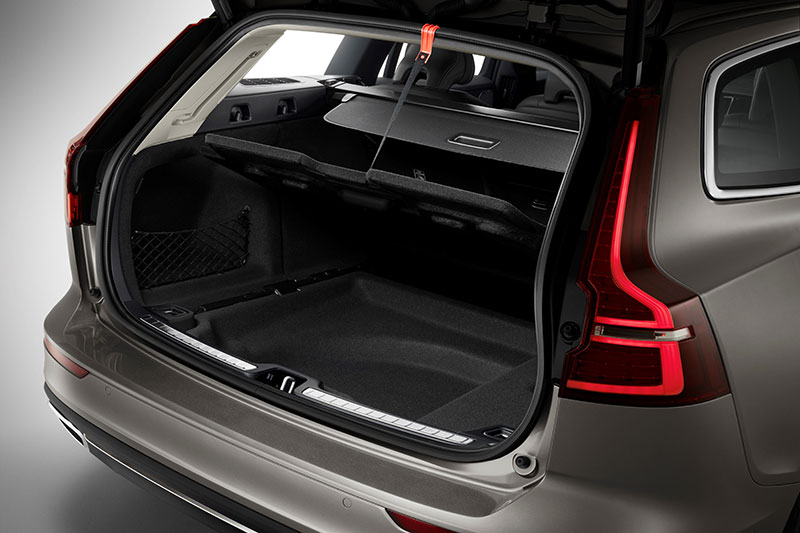 Volvo V60 ปี 2018 Volvo V60 ปี 2018