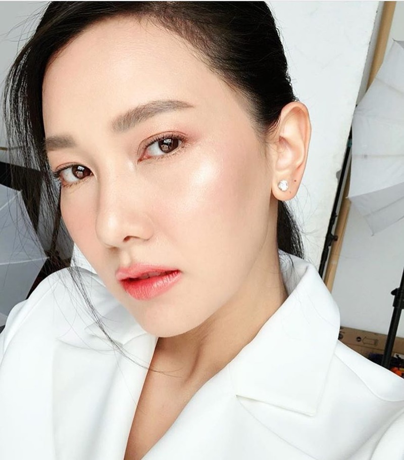ดาราหน้าสวย ดาราหน้าสวย