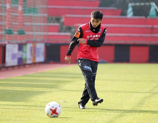 เจ ชนาธิป เจ ชนาธิป