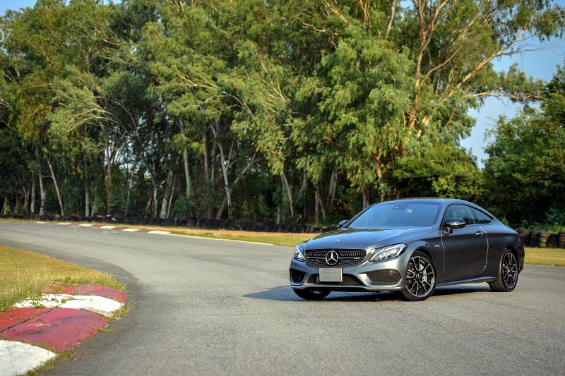 Mercedes-AMG C 43 4MATIC Coupe 2018 Mercedes-AMG C 43 4MATIC Coupe 2018
