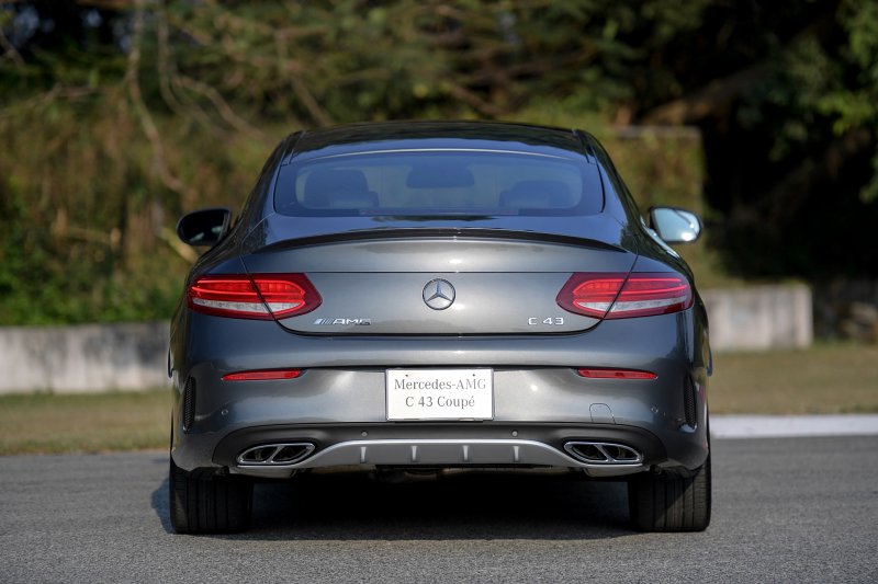 Mercedes-AMG C 43 4MATIC Coupe 2018 Mercedes-AMG C 43 4MATIC Coupe 2018
