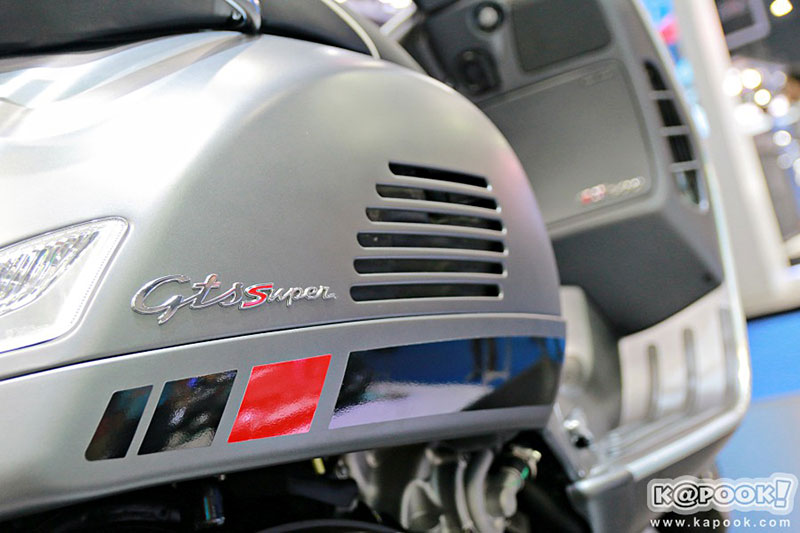 Vespa GTS Super Sport 300 ABS Vespa GTS Super Sport 300 ABS